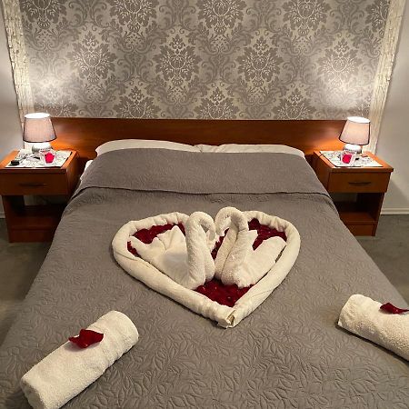 Września Restauracja Hotel Kassandra מראה חיצוני תמונה