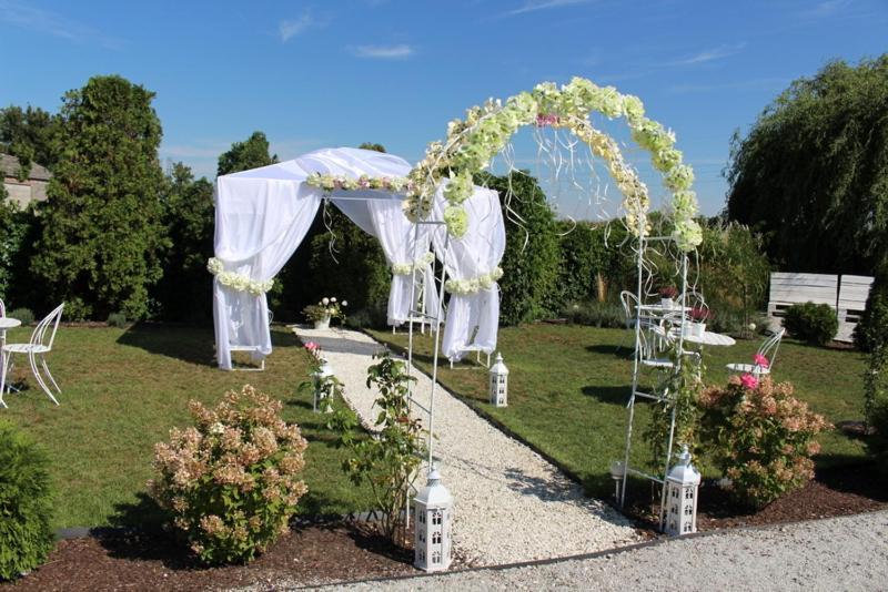Września Restauracja Hotel Kassandra מראה חיצוני תמונה