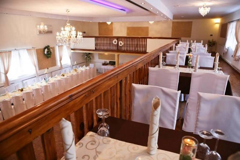 Września Restauracja Hotel Kassandra מראה חיצוני תמונה