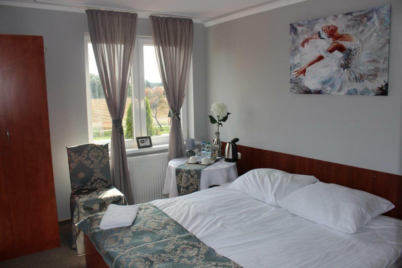 Września Restauracja Hotel Kassandra מראה חיצוני תמונה