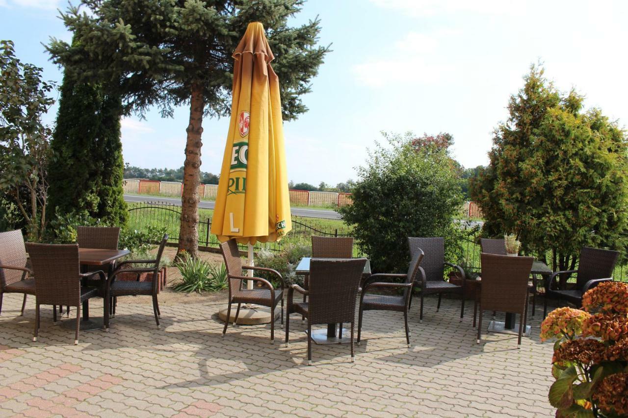 Września Restauracja Hotel Kassandra מראה חיצוני תמונה