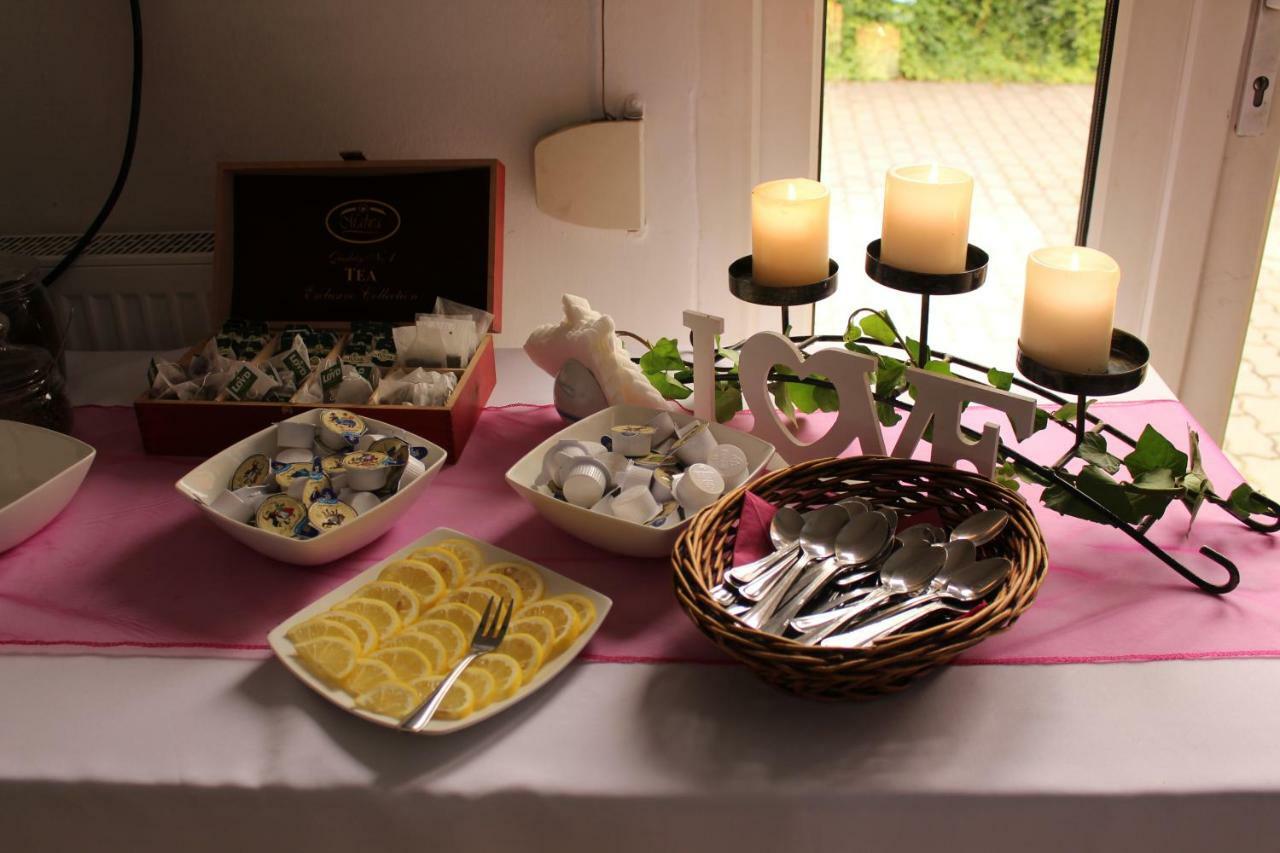 Września Restauracja Hotel Kassandra מראה חיצוני תמונה