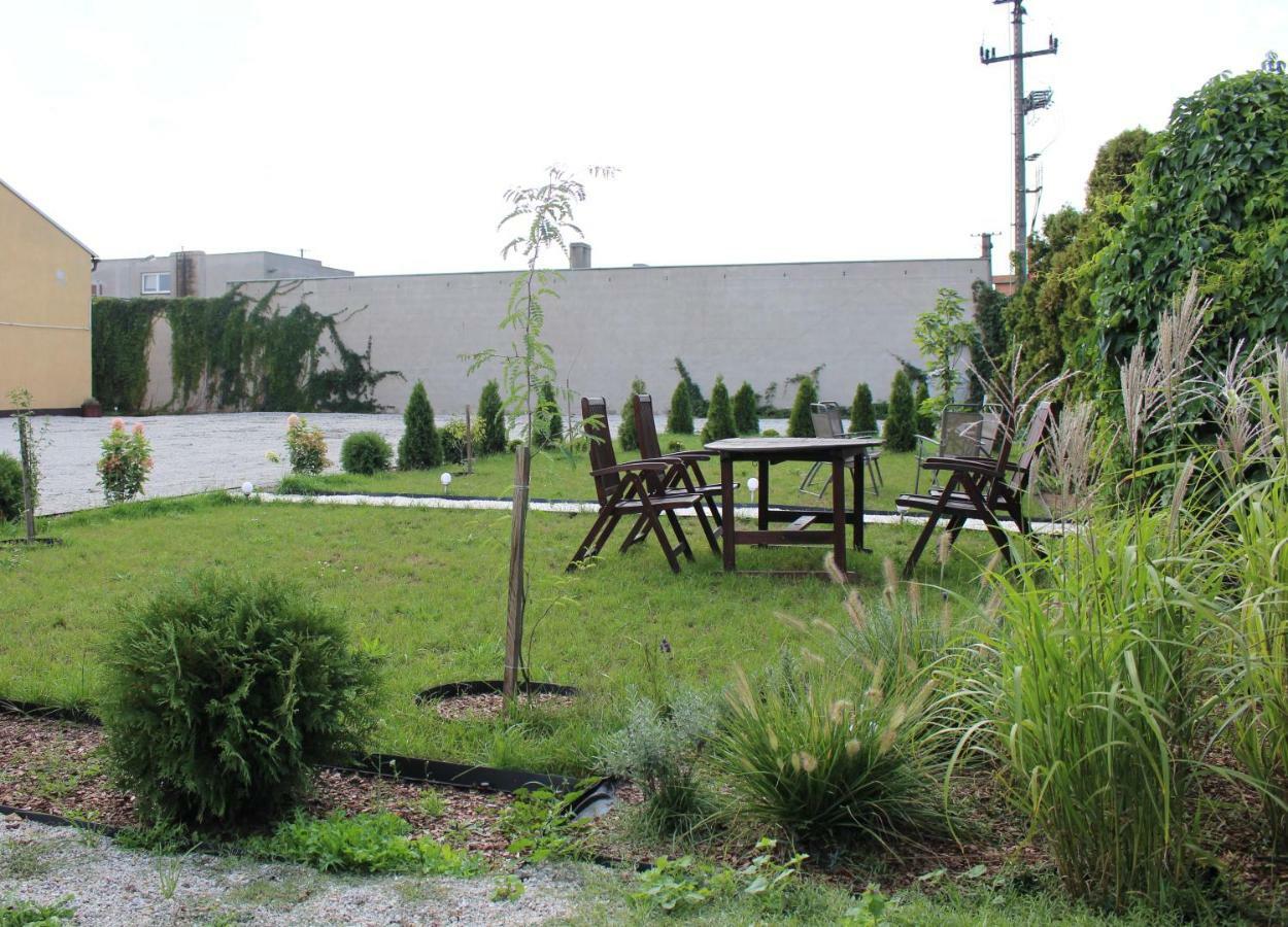 Września Restauracja Hotel Kassandra מראה חיצוני תמונה